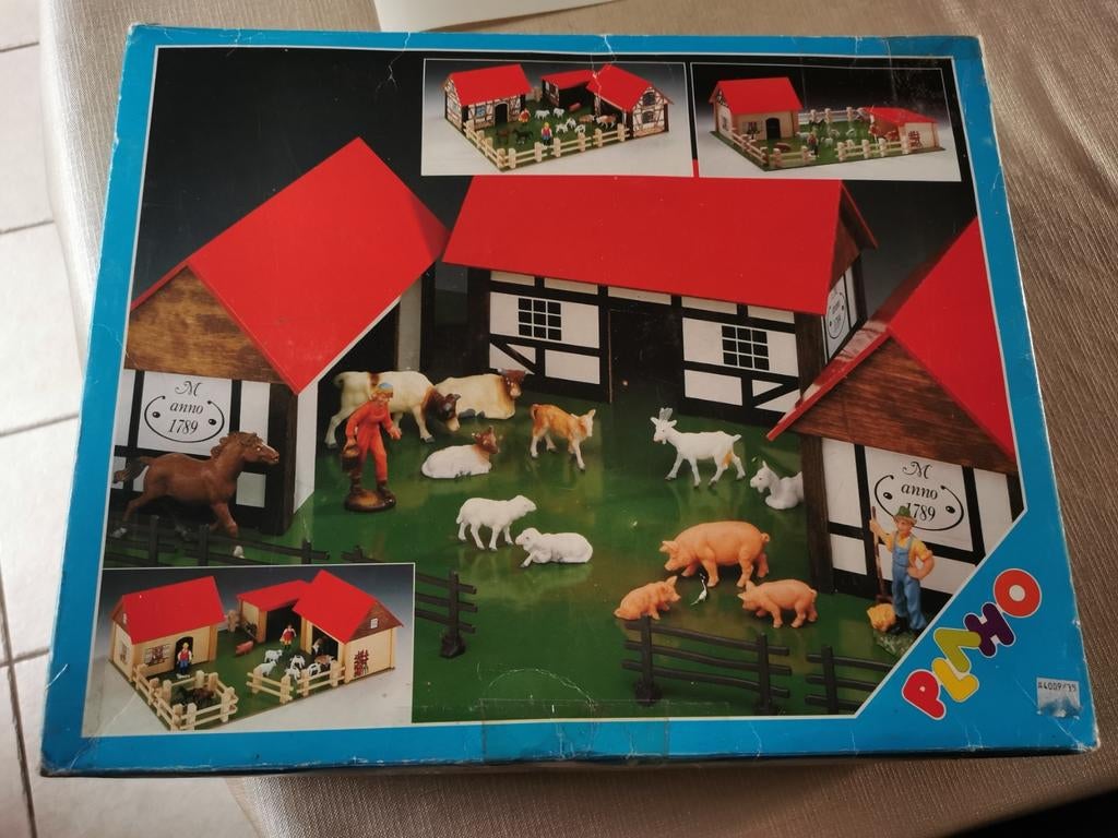 Houten boerderij Plaho, Enlèvement