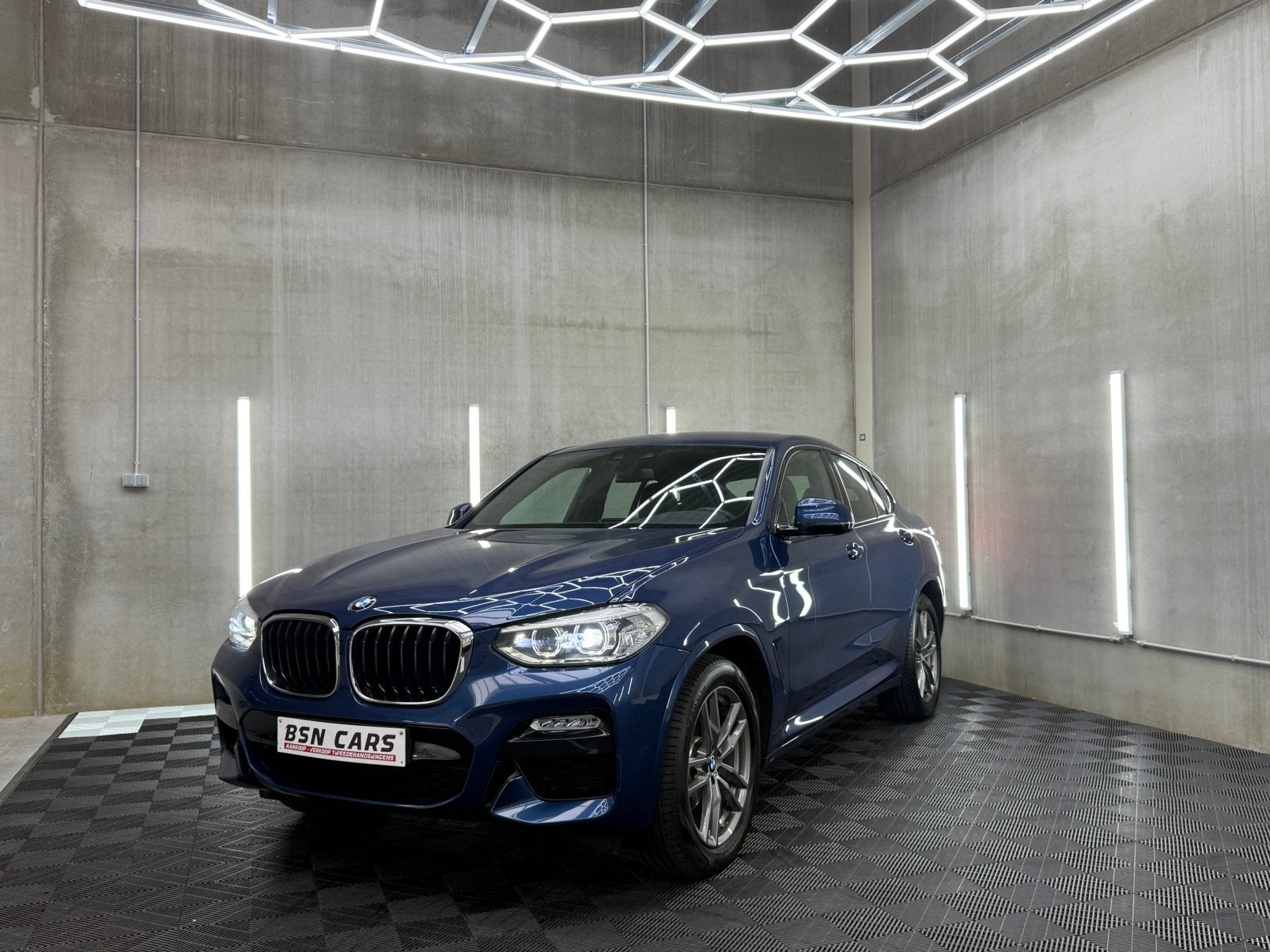 BMW X4/M-PACK/XDRIVE/LED/LEER/1EIGENAAR/GARANTIE, Auto's, Automaat, Blauw, https://public.car-pass.be/vhr/aa4b2a41-76cd-406c-996b-fd7a694e5d4d