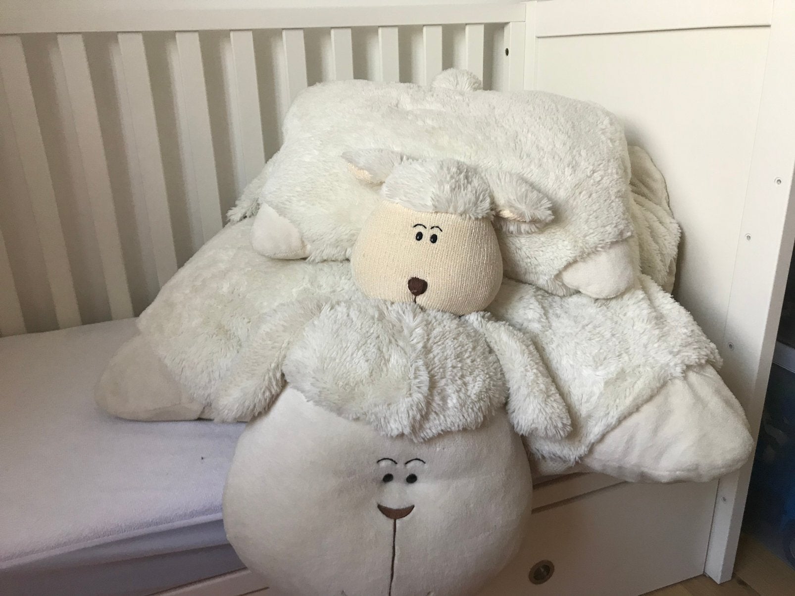 Knuffel schapen, Enfants & Bébés, Jouets | Peluches, Enlèvement, Comme neuf
