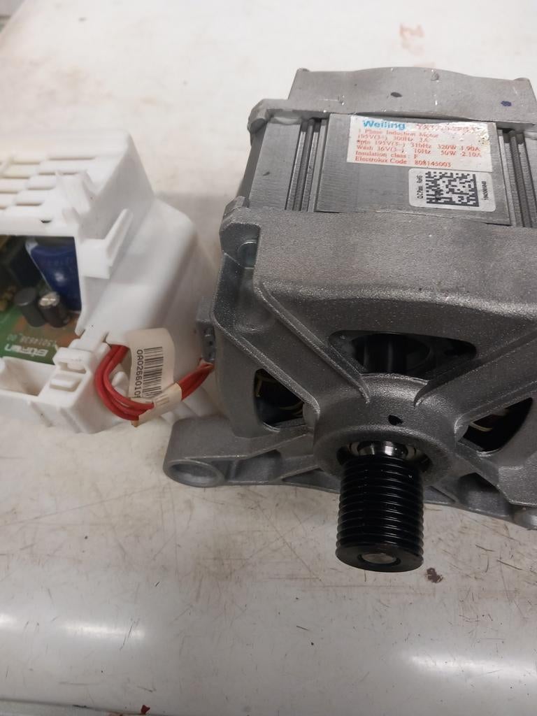 Motor en voeding van AEG wasautomaat, Elektronische apparatuur, Onderdelen en Toebehoren, Ophalen of Verzenden