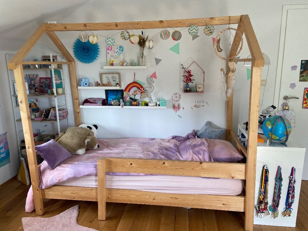 Lit cabane avec pieds et barrière, 90 cm, Une personne, Brun, Enlèvement