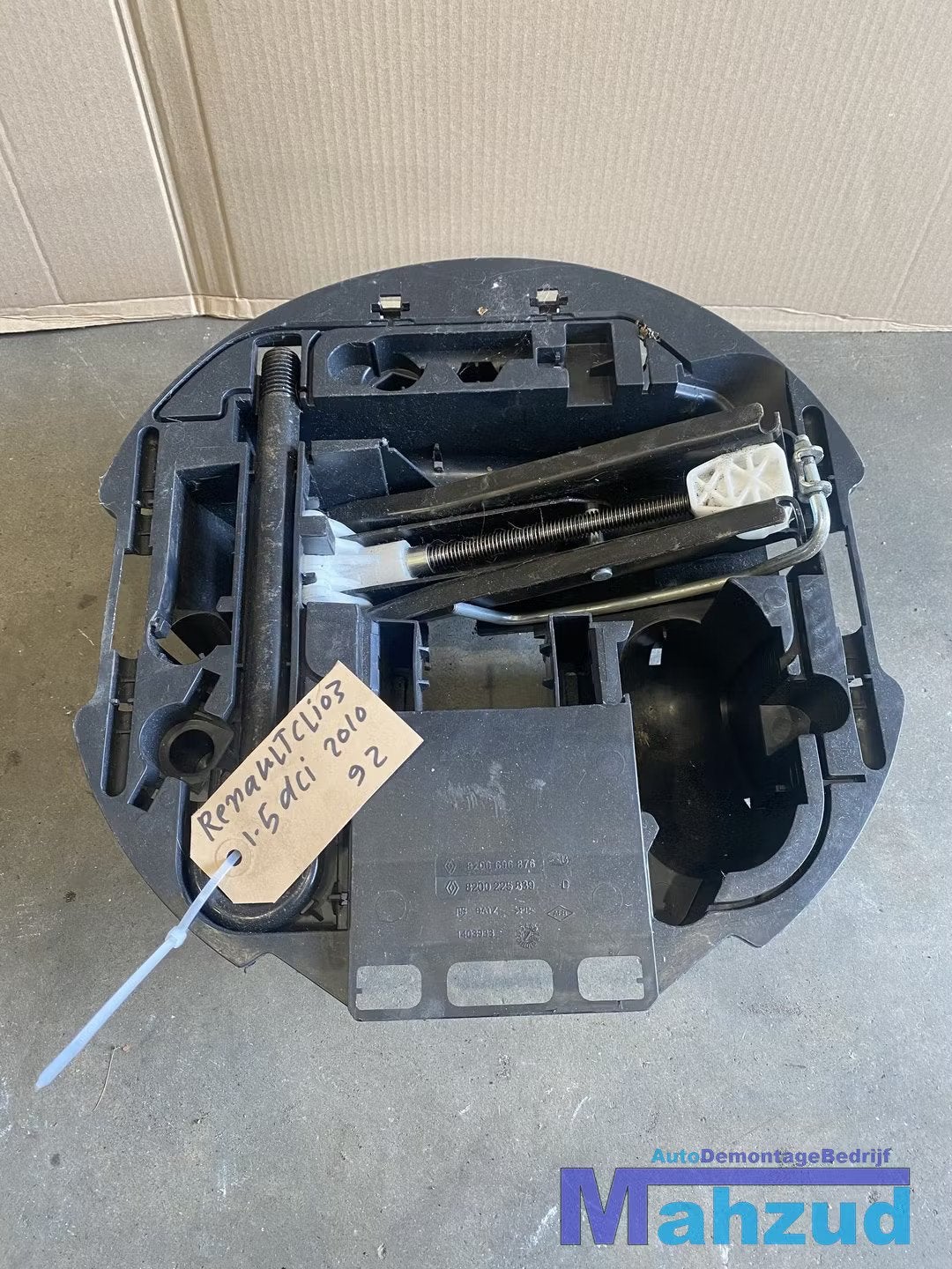 RENAULT CLIO 3 reservewiel houder reseverwieldrager KRIKSET, Auto-onderdelen, Renault Group, Gebruikt, Contact.group@renault.com