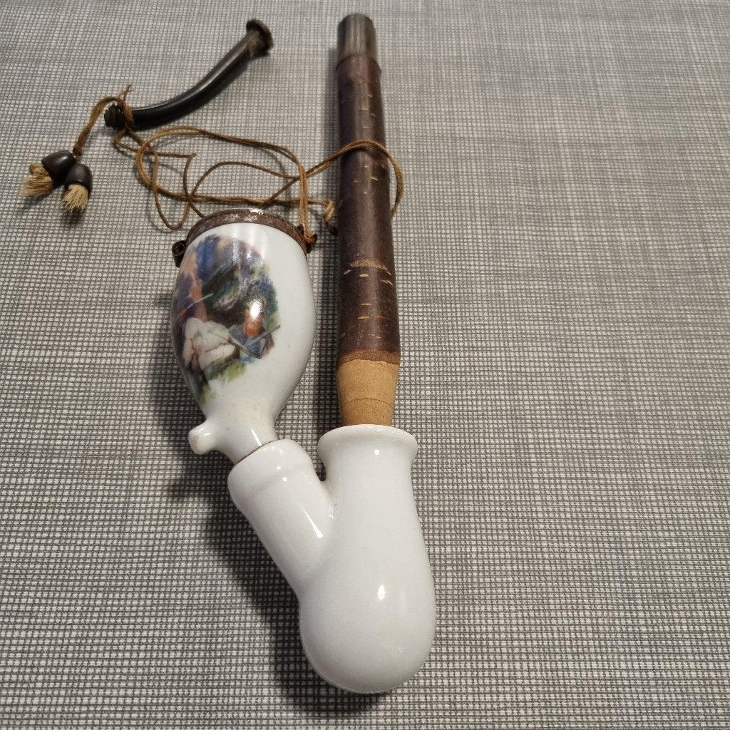 Pipe ancienne en porcelaine, Enlèvement ou Envoi