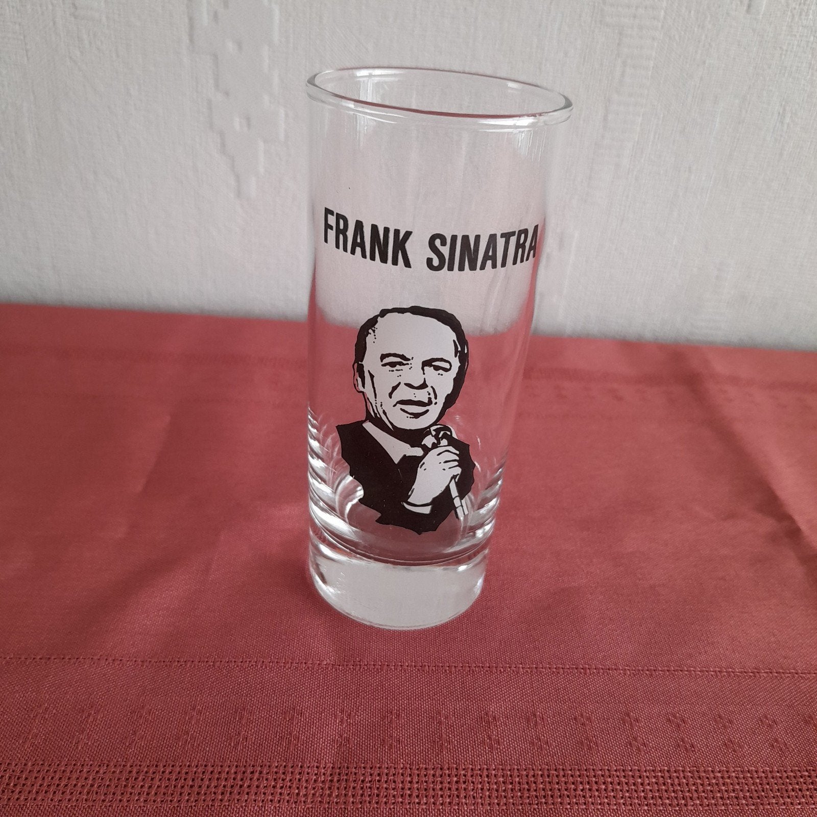 Drinkglas Frank Sinatra., Ophalen