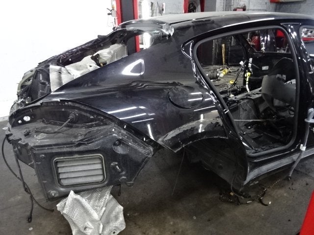 SPATBORD RECHTS ACHTER Porsche Panamera (970), Auto-onderdelen, Gebruikt, Porsche Deutschland GmbH, Porscheplatz 1
70435  Stuttgart, DE