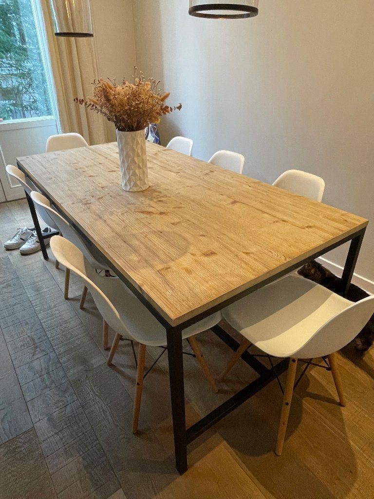 Table à manger 180 cm + 8 chaises, Enlèvement, Comme neuf, Industriel, 6 à 8 chaises