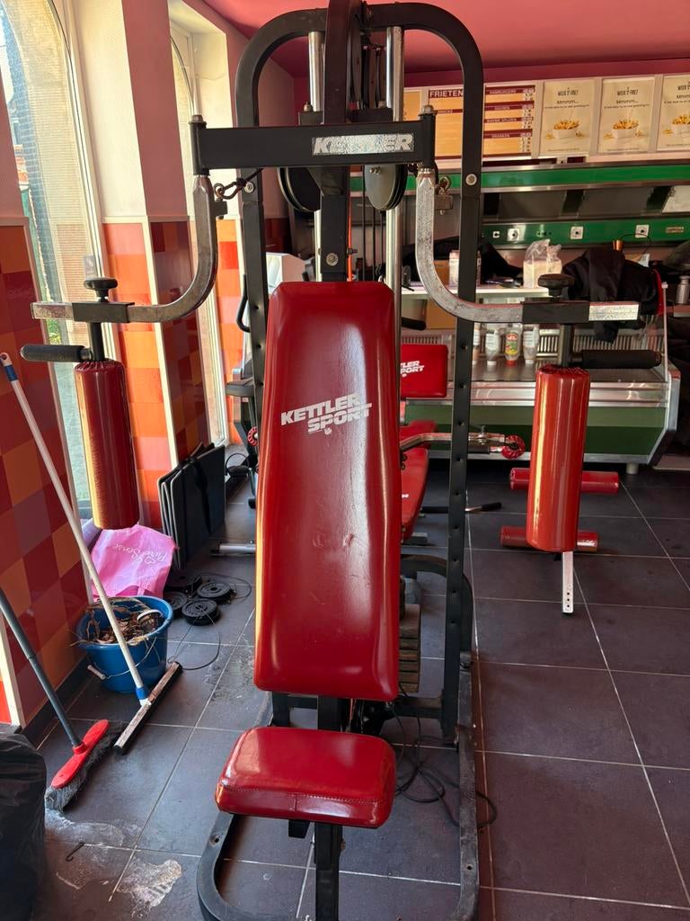 Multifunctioneel Kettler krachtstation (Duitse kwaliteit), Sport en Fitness, Ophalen, Benen, Krachtstation, Zo goed als nieuw