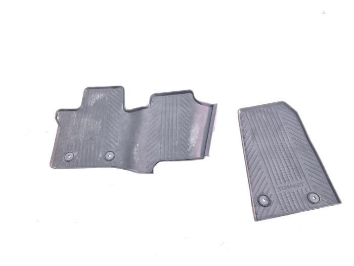 Kit tapis d'un Ford Transit Custom, Autos : Pièces & Accessoires, -, 3 mois de garantie, -, -