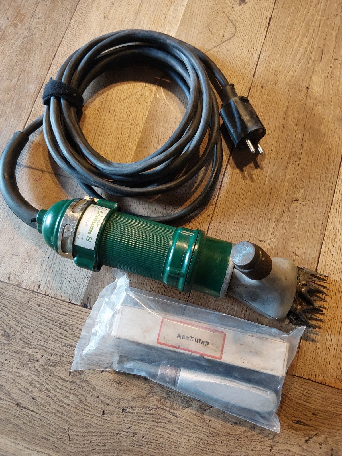 Tondeuse pour ovins et moutons Aesculap Econom S, Animaux & Accessoires, Mouton