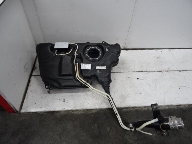 BRANDSTOFTANK Skoda Fabia III (NJ3) (01-2014/06-2021), Gebruikt, Skoda