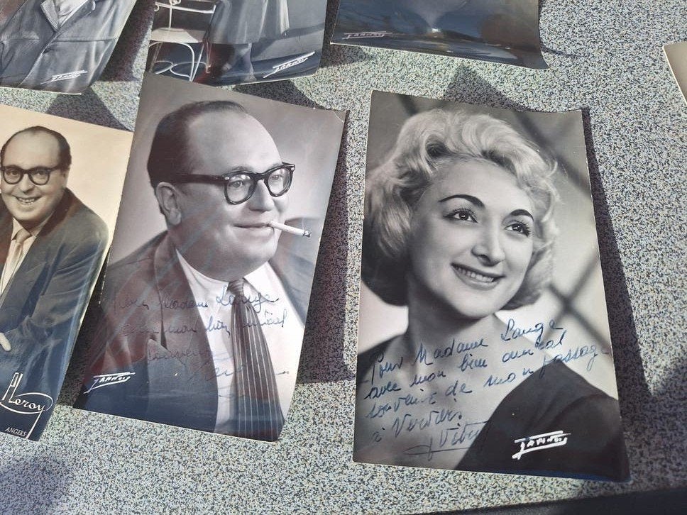 Lot 9: gesigneerde foto's: sterren, theatercomponist, Verzamelen, Ophalen of Verzenden
