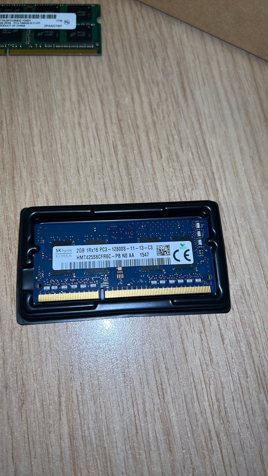 Ddr 3 2 gb ram, Computers en Software, DDR3, Ophalen of Verzenden, Zo goed als nieuw, 2 GB