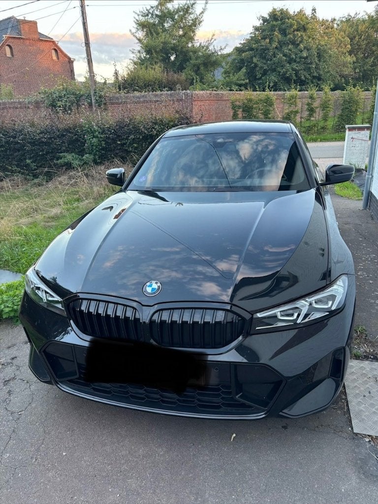 BMW 318i PACK M SPORT, Autos, Achat, Noir, Berline, Automatique