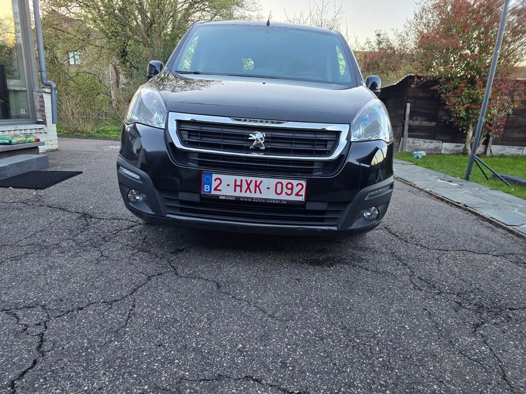 Peugeot pantner diesel 1.6 HDI adblue euro6B, Auto's, Diesel, Particulier, Te koop, Radio