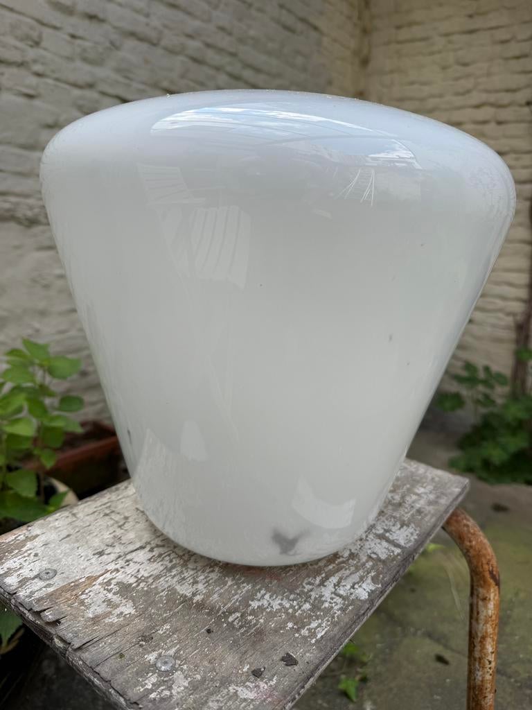 Xl Bauhaus lampenkap, Enlèvement