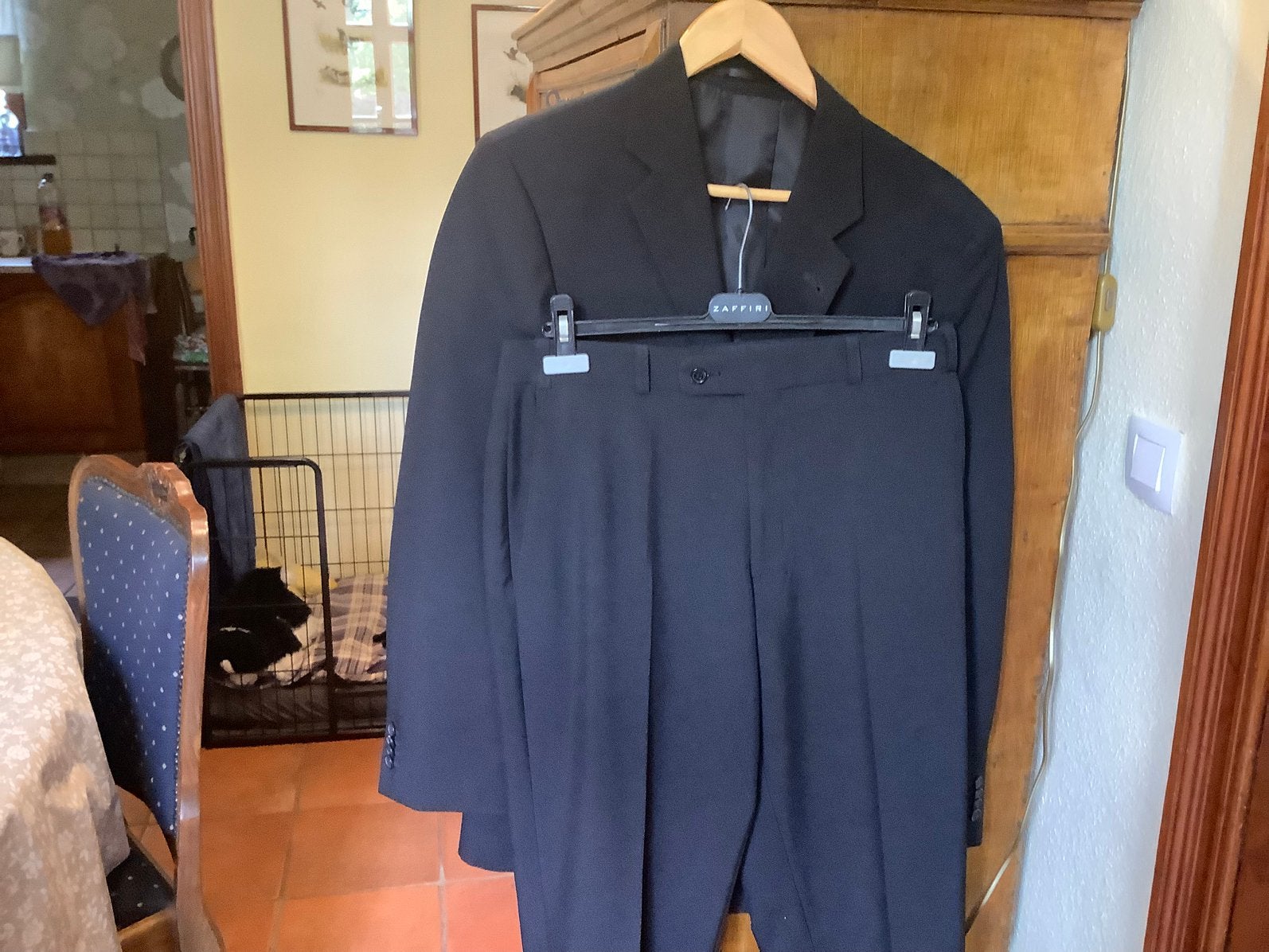 Mooi kostuum kostuummaat 98 zwart maat 40 / large, Ophalen of Verzenden, Zo goed als nieuw, Zwart