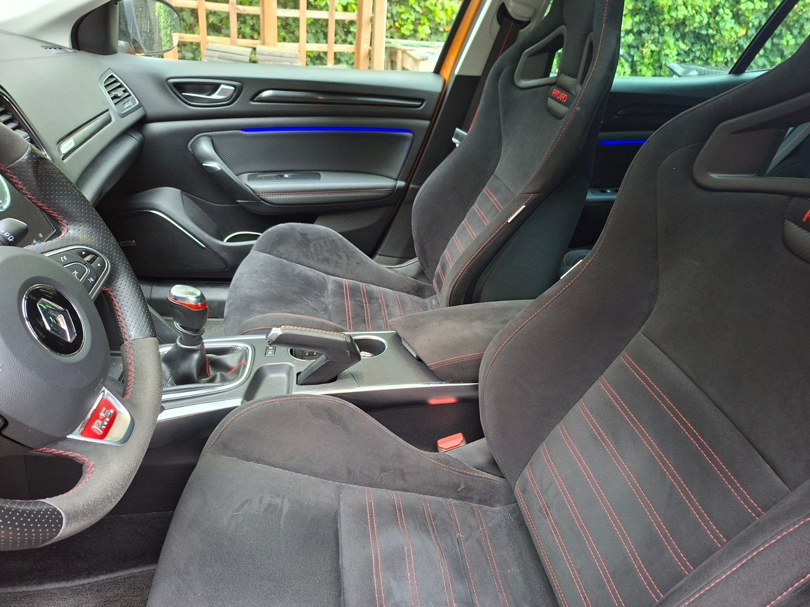 Renault megane rs trophy 300pk, Auto's, Voorwielaandrijving, Alcantara, Parkeerassistent, 5 deurs