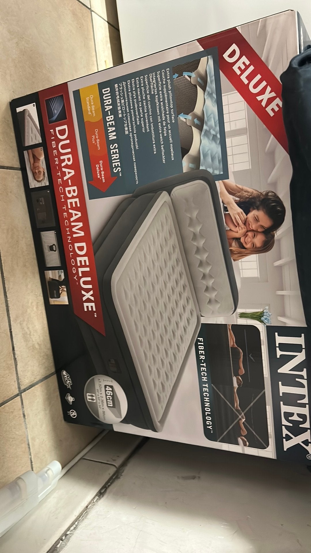 Intex dura beam deluxe, Caravanes & Camping, Matelas pneumatiques, Enlèvement, Comme neuf