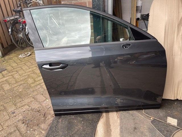 PORTE AVANT DROITE LX7L Audi A3 Allstreet (8YJ) (8Y0831052), Autos : Pièces & Accessoires, Auto-Union-Straße  1,
85057  Ingolstadt, DE