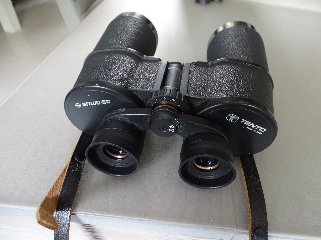Jumelles TENTO 10 X 50, neuves, TV, Hi-fi & Vidéo, Matériel d'optique| Jumelles, Comme neuf, 8 à 12x, Avec housse ou sac, Envoi