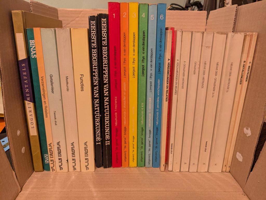 Boeken wiskunde en natuurkunde, Boeken, Ophalen