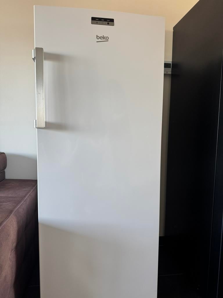 BEKO diepvriezer, Elektronische apparatuur, Koelkasten en IJskasten, Ophalen, Zo goed als nieuw