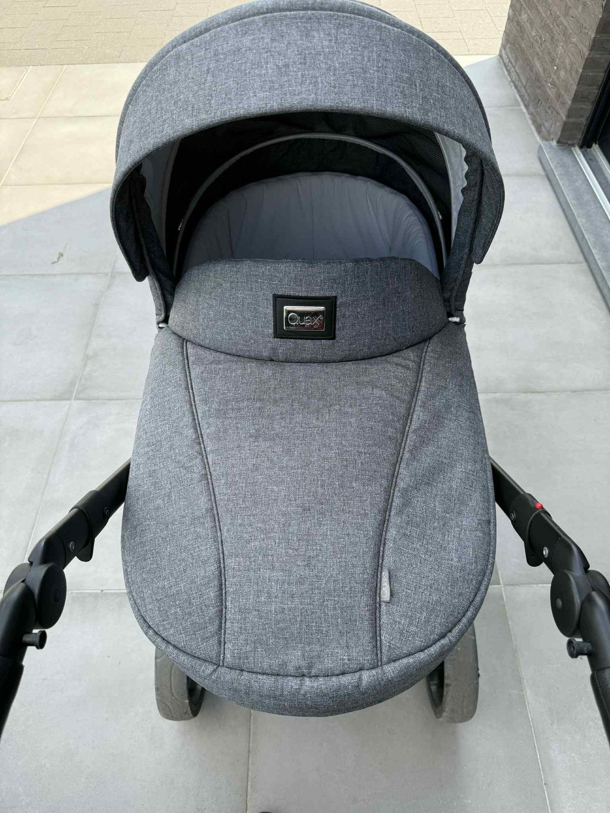 Buggy met draagmand en zitstuk, Kinderen en Baby's, Ophalen, Zo goed als nieuw