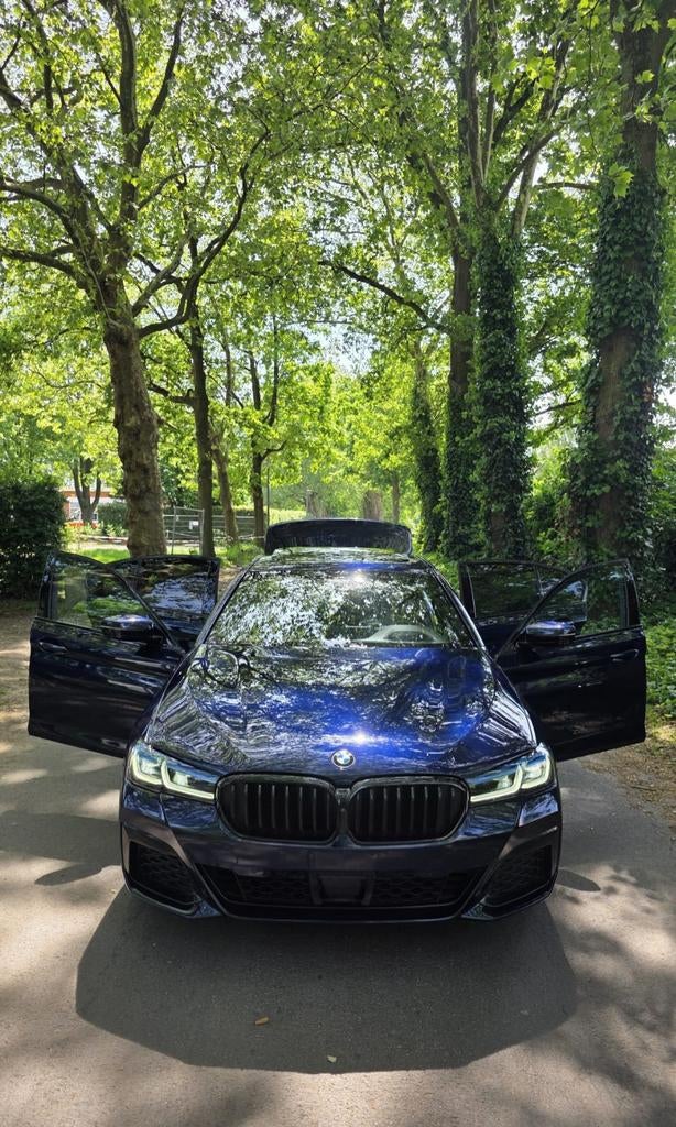 Full option M-pakket BMW 530e van 10/2020 met +/- 115.000km, Auto's, BMW, Automaat, 1998 cc, Blauw, Leder