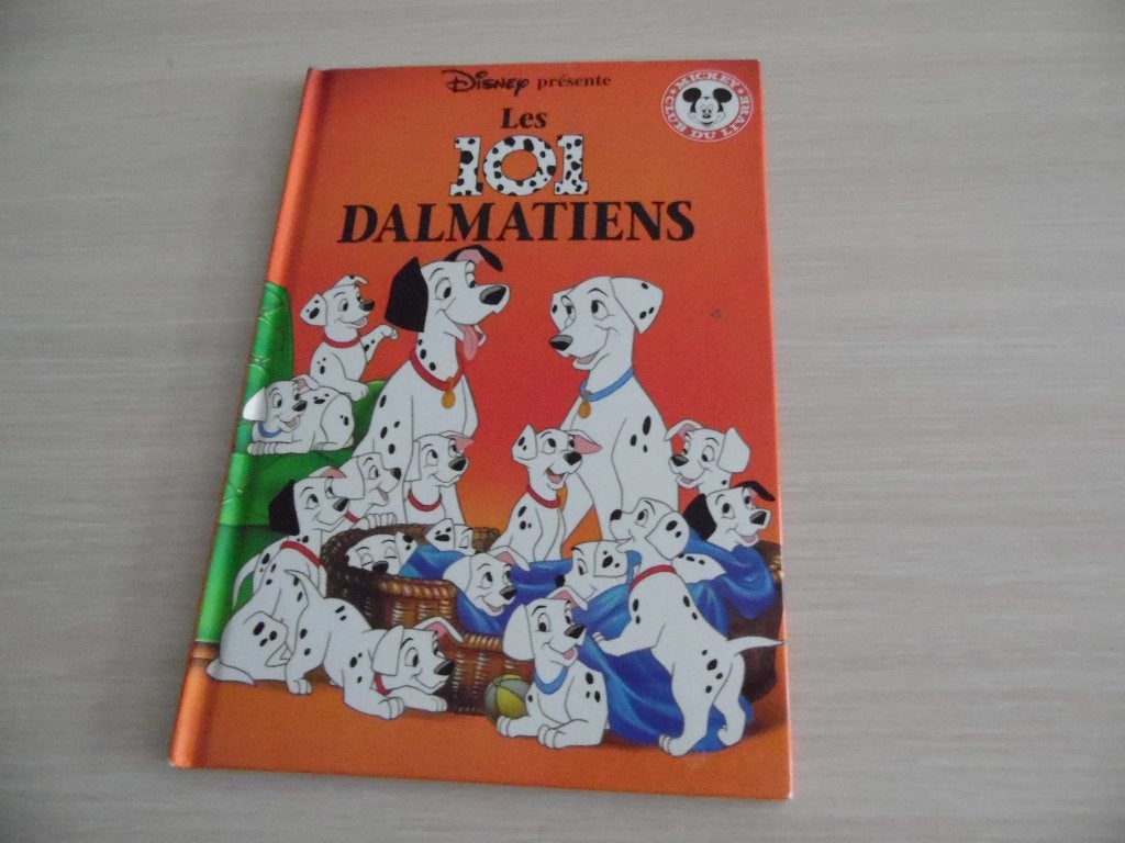 LES 101 DALMATIENS MICKEY CLUB DU LIVRE, Livres, Garçon ou Fille, Enlèvement ou Envoi, Fiction général, Comme neuf
