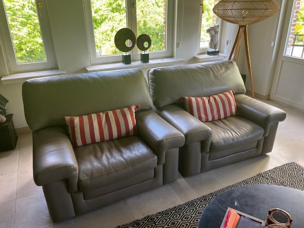 Lederen salon, 1 driezit, 2 eenzitten. 300€ of bod., Maison & Meubles, Canapés | Salons, 200 à 250 cm, Banc droit, Enlèvement