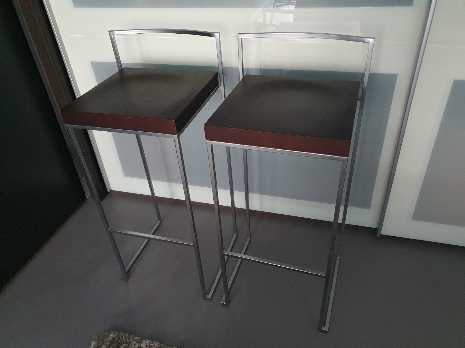 ***Originele Lapalma Cubo design barkrukken (walnut&leather), 5 krukken of meer, Met voetsteun, 60 tot 90 cm, Zo goed als nieuw