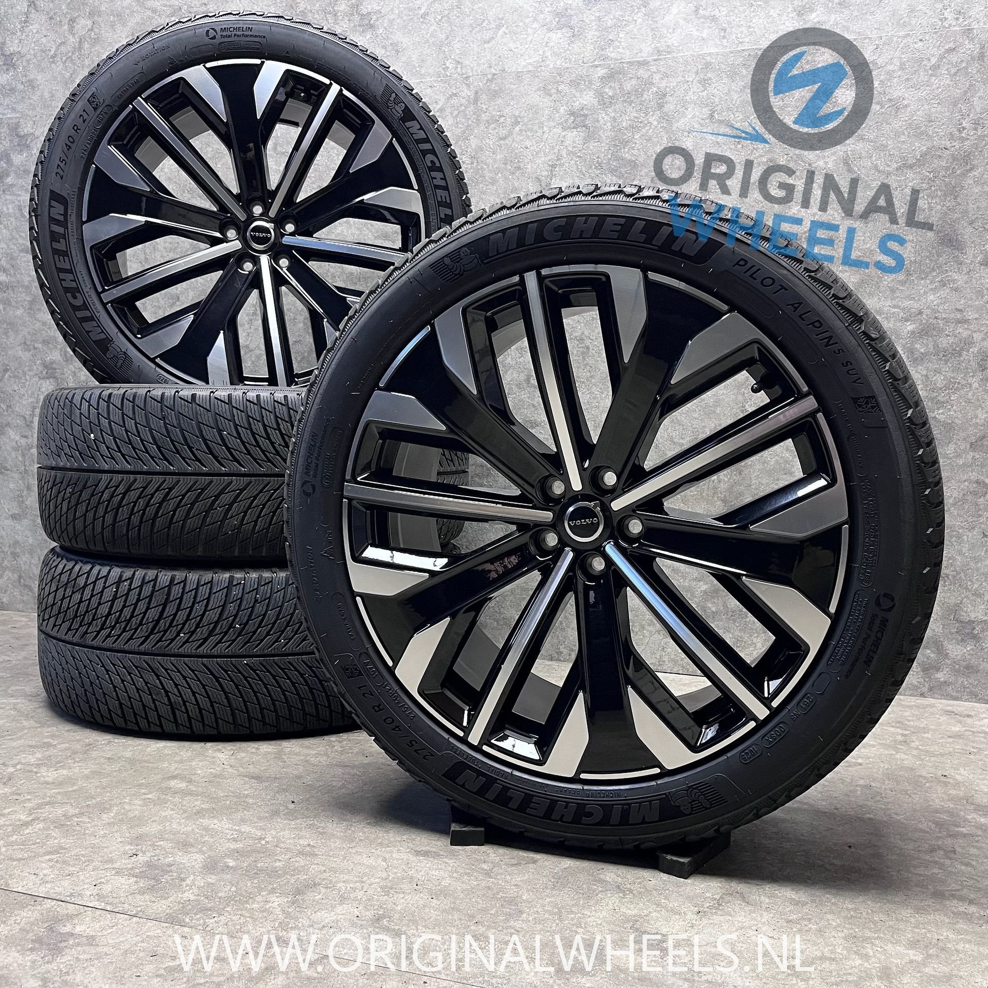 21 inch originele velgen + winterbanden Volvo XC90 32294603, Auto-onderdelen, Gebruikt, -, 275 mm, -