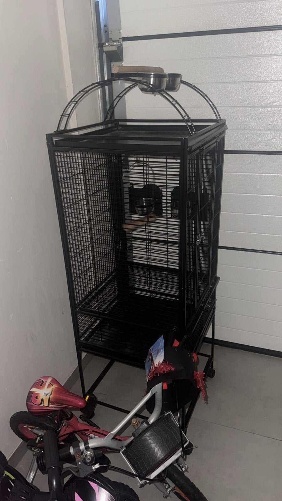 Te koop: ruime vogelkooi/volière in zeer goede staat, Ophalen, Vogelkooi