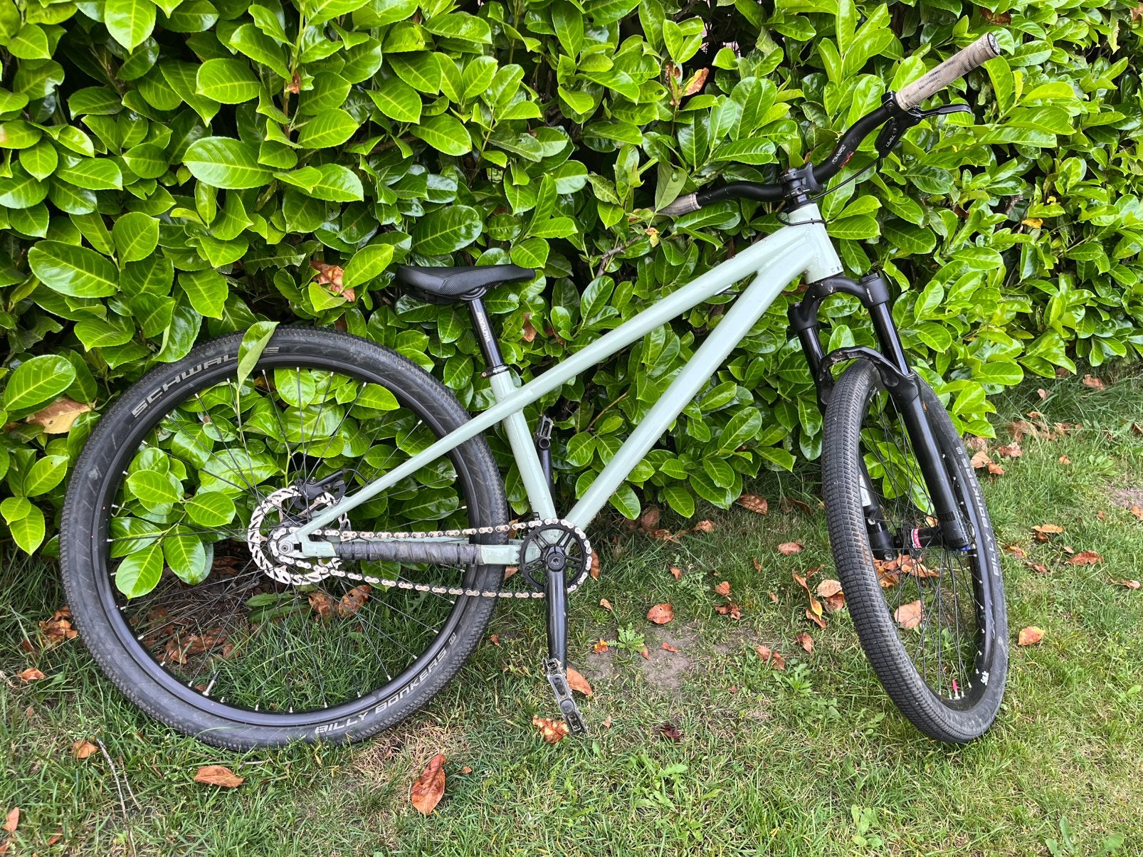 Dirtjumper Commencal Medium, Fietsen en Brommers, Fietsen | Crossfietsen en BMX, Gebruikt, 24 inch of meer, Aluminium, Stuur 360° draaibaar