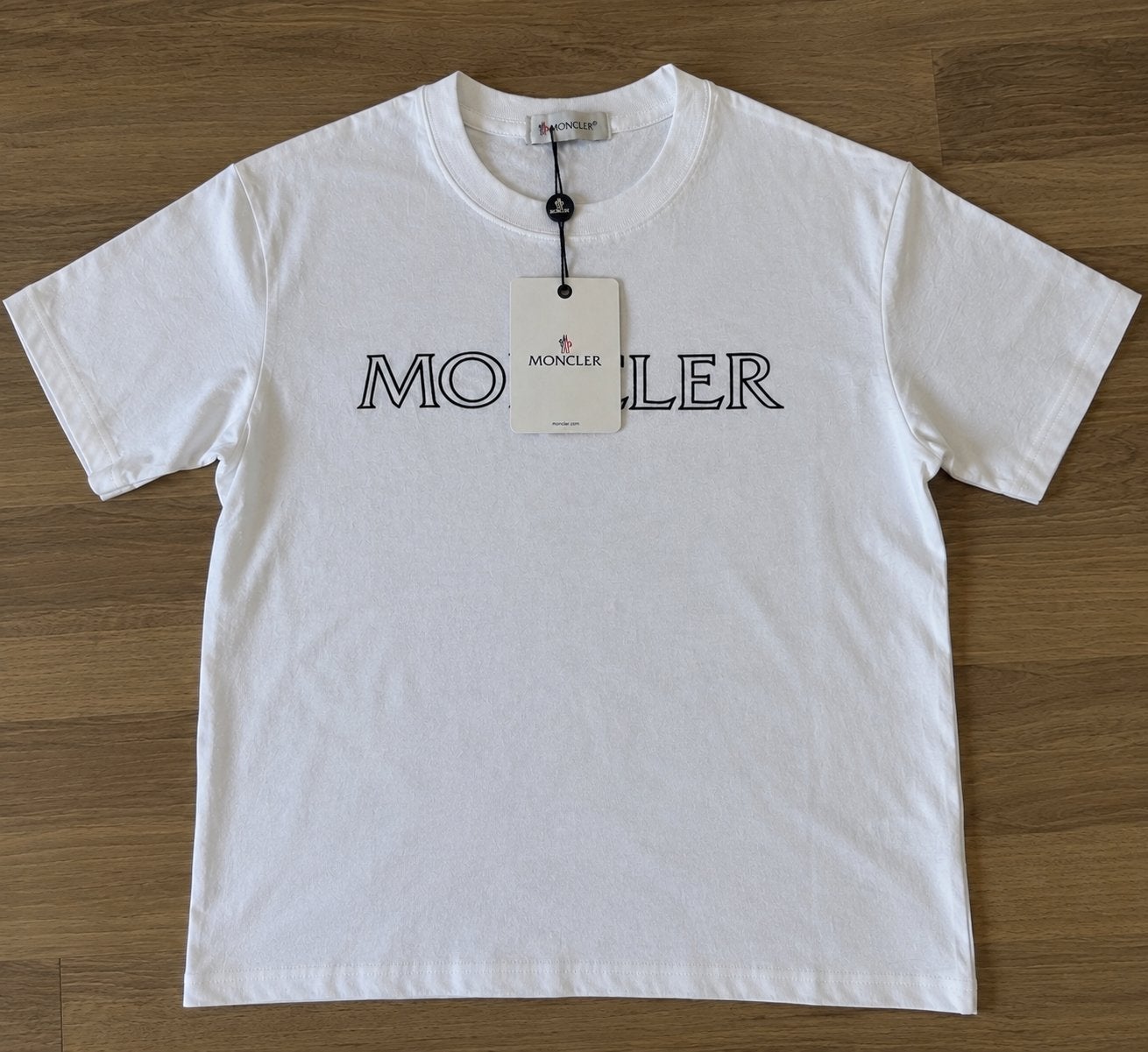 Tee-shirt Moncler blanc M, Vêtements | Hommes, Enlèvement ou Envoi, Neuf, Taille 48/50 (M), Blanc