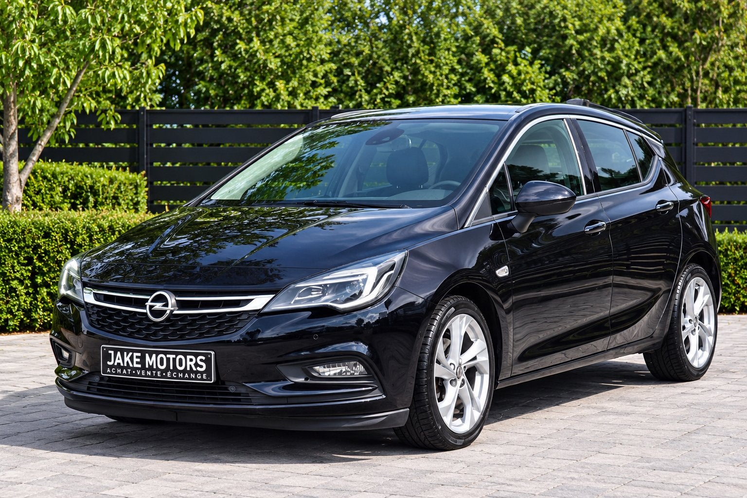 Astra 1.6 CDTi ECOTEC D ** CAMERA ** GPS ** GARANTIE **, Voorwielaandrijving, 4 cilinders, Zwart, Leder