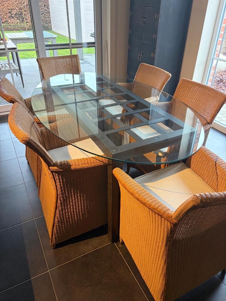 TABLE ET 6 CHAISES/SIÈGES, Verre, Cinq personnes ou plus, Enlèvement, Utilisé