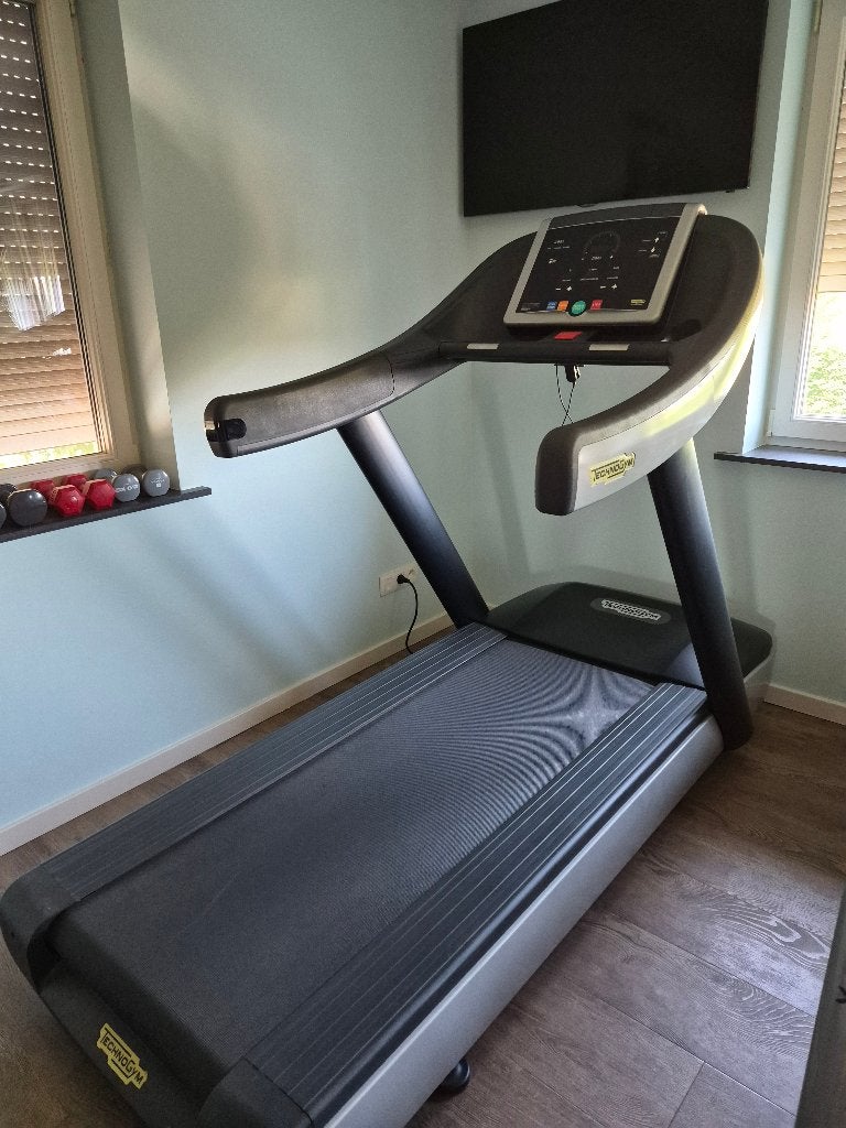 Technogym Professional Loopband, Ophalen, Zo goed als nieuw, Loopband