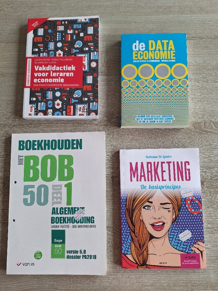 Boeken lerarenopleiding economie, Boeken, Ophalen, Zo goed als nieuw, Hogeschool