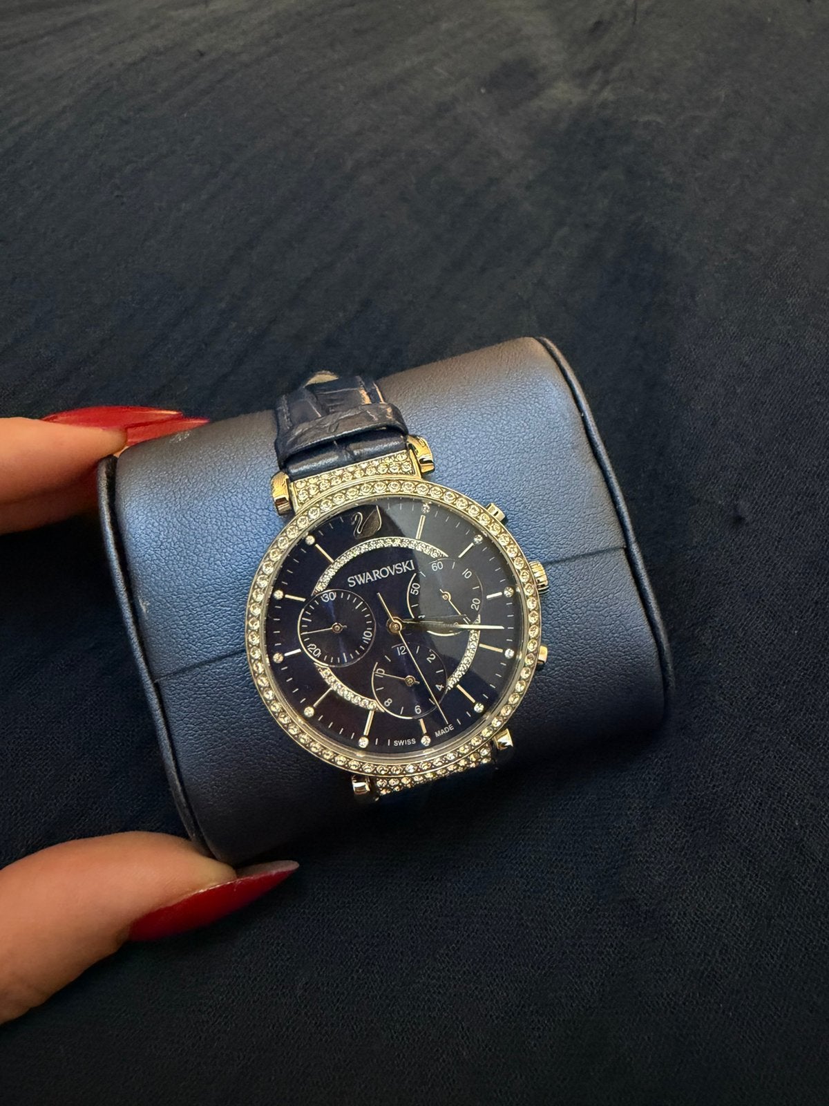 Montre Swarovski originale – Swiss Made, Handtassen en Accessoires, Ophalen of Verzenden, Zo goed als nieuw, Zilver, Leer