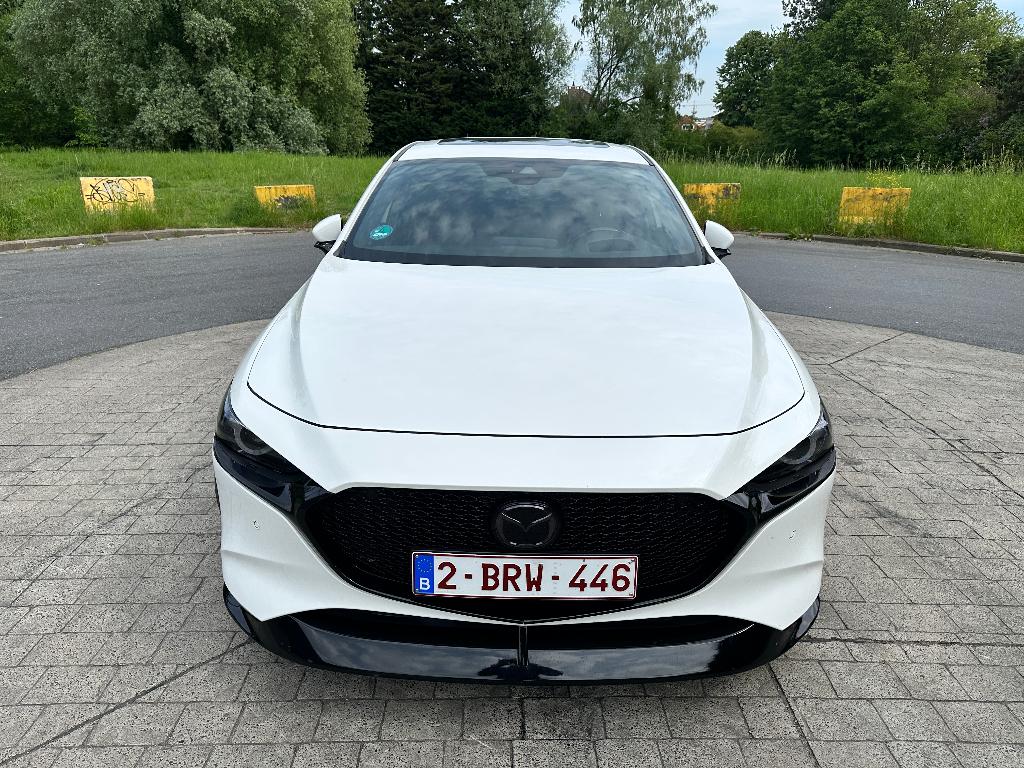 Mazda 3 e-Skyactiv-X 2.0M, Autos, Mazda, Particulier, Caméra 360°, ABS, Caméra de recul, Phares directionnels, Régulateur de distance