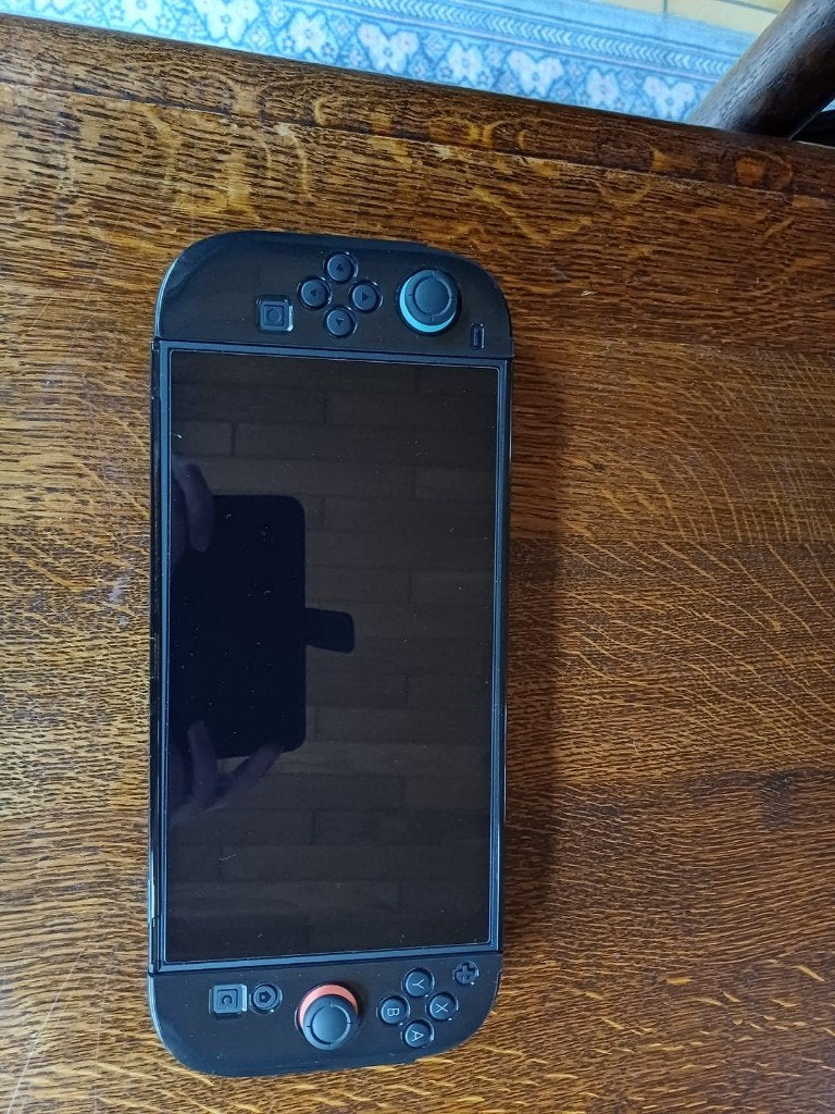 Nintendo Switch 2 - État neuf + Housse + Boîte complète, Enlèvement ou Envoi, Neuf, Avec 2 manettes, Switch OLED