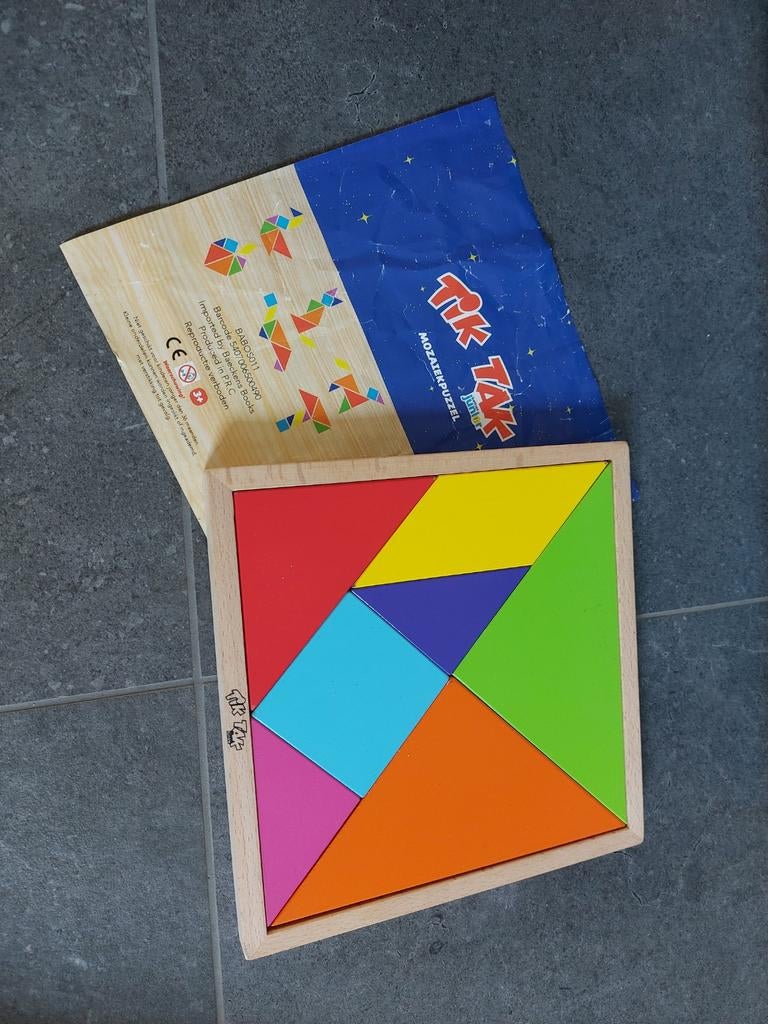 Tik tak kinder puzzel, Enlèvement ou Envoi, 2 à 4 ans, Comme neuf, Moins de 10 pièces