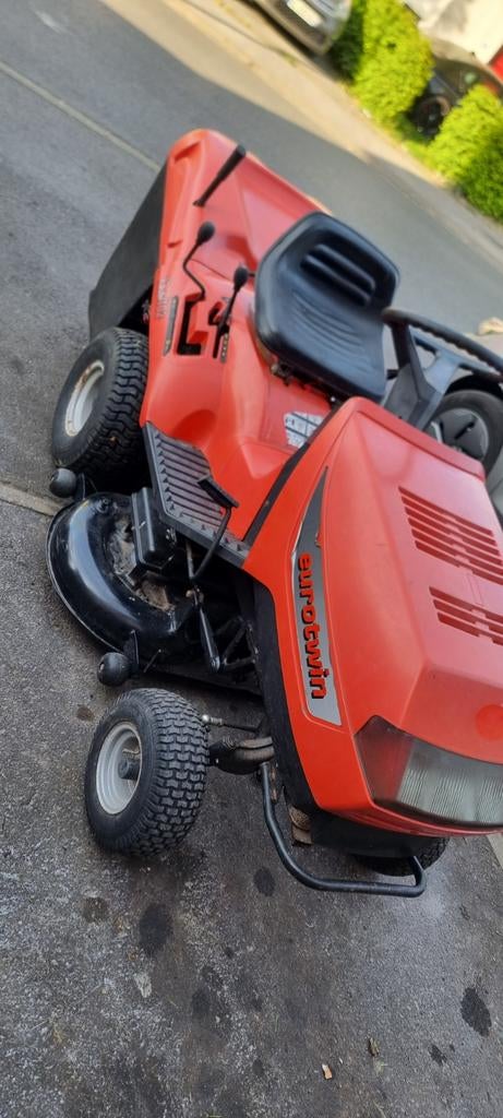 Tondeuse autoportée Eurotwin, Jardin & Terrasse, Tondeuses autoportées, Utilisé, Autre, Démarrage électrique, 90 à 120 cm