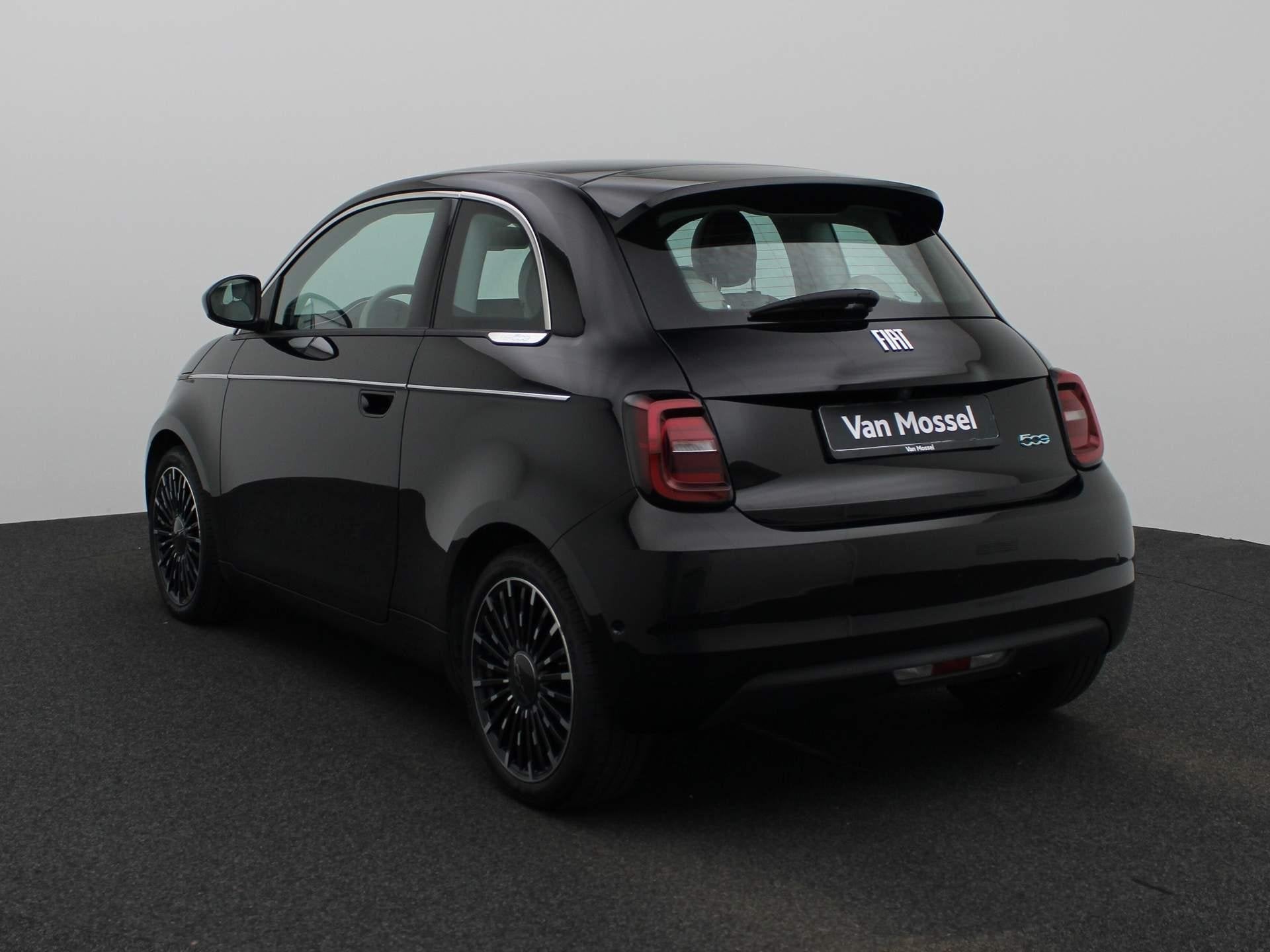 Fiat 500e 500e 42 kWh La Prima, Auto's, 4 zetels, Stof, https://public.car-pass.be/vhr/b9b069cf-6b34-4a97-8949-57f84fcfad9f, Zwart