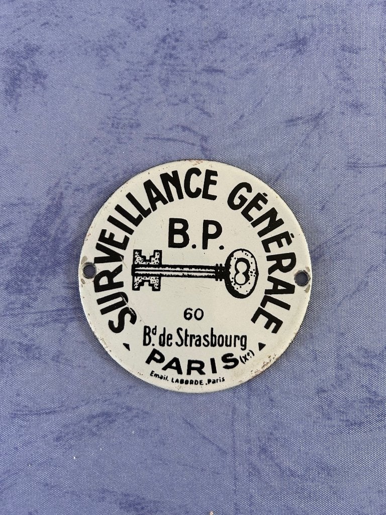 Plaque émaillée de surveillance Police, Enlèvement ou Envoi, Comme neuf, Panneau publicitaire