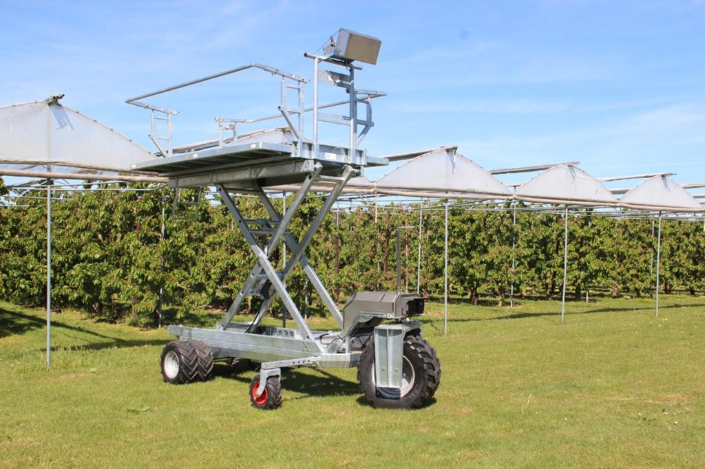 Elektrische hoogwerker fruitteelt hoogwerker, Zakelijke goederen, Landbouw | Tractoren, Ophalen