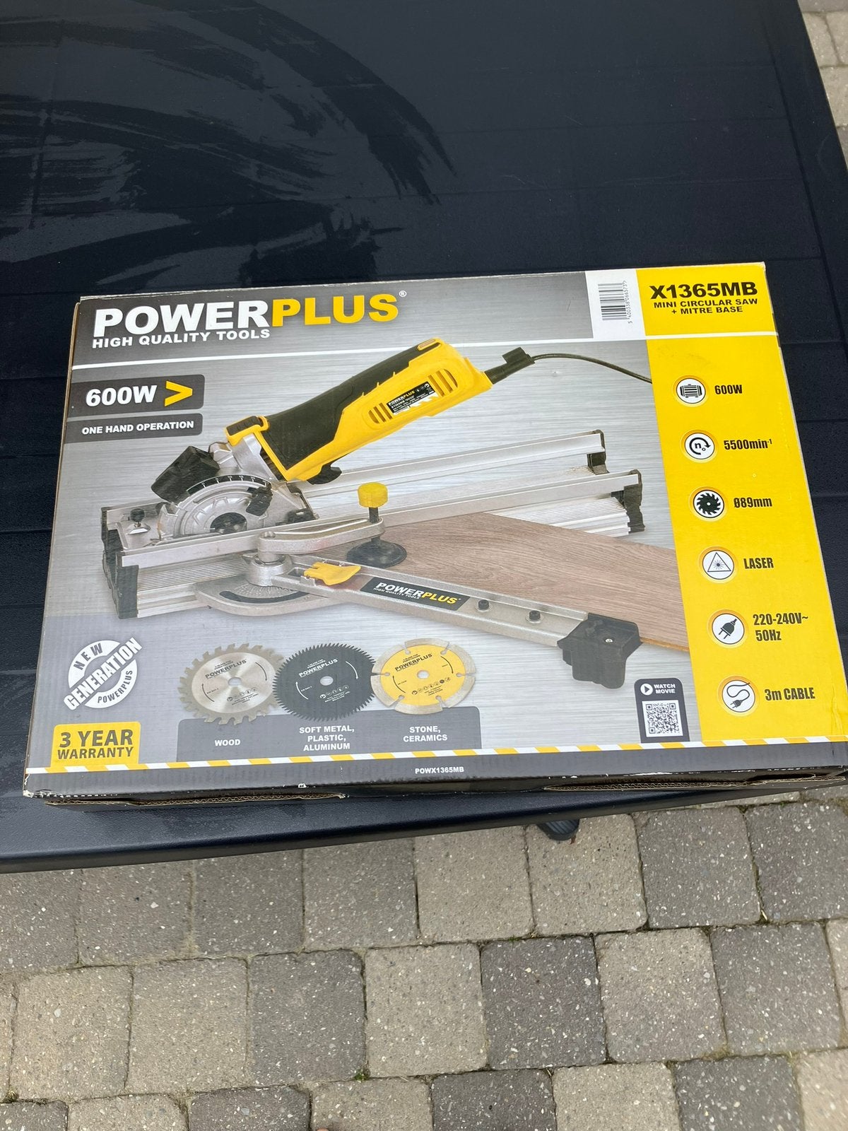Powerplus X1365MB handcirkelzaag – 1x gebruikt, Ophalen, Zo goed als nieuw, Minder dan 700 watt