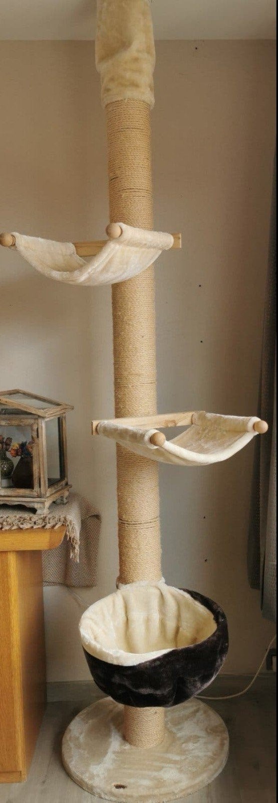 plafondkrabpaal van Nobby design., Dieren en Toebehoren, Ophalen, Zo goed als nieuw, Krabpaal