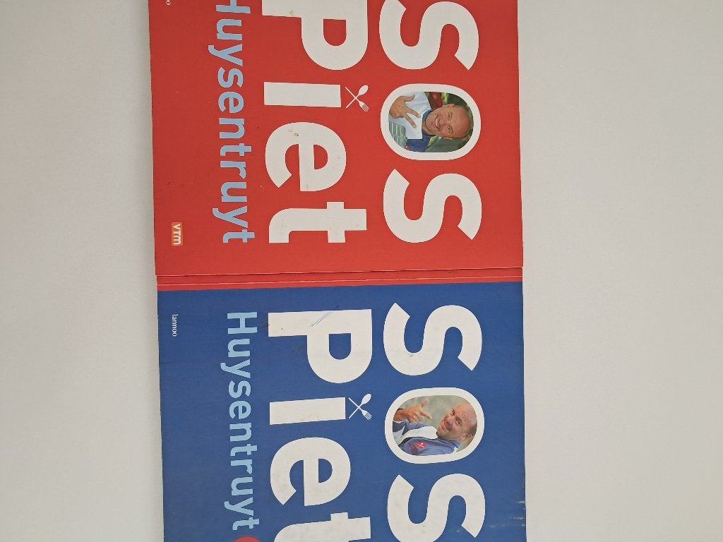 2 kookboeken van SOS Piet boek 1 en 2, Livres, Livres de cuisine, Piet Huysentruyt, Enlèvement ou Envoi, Utilisé, Pays-Bas et Belgique